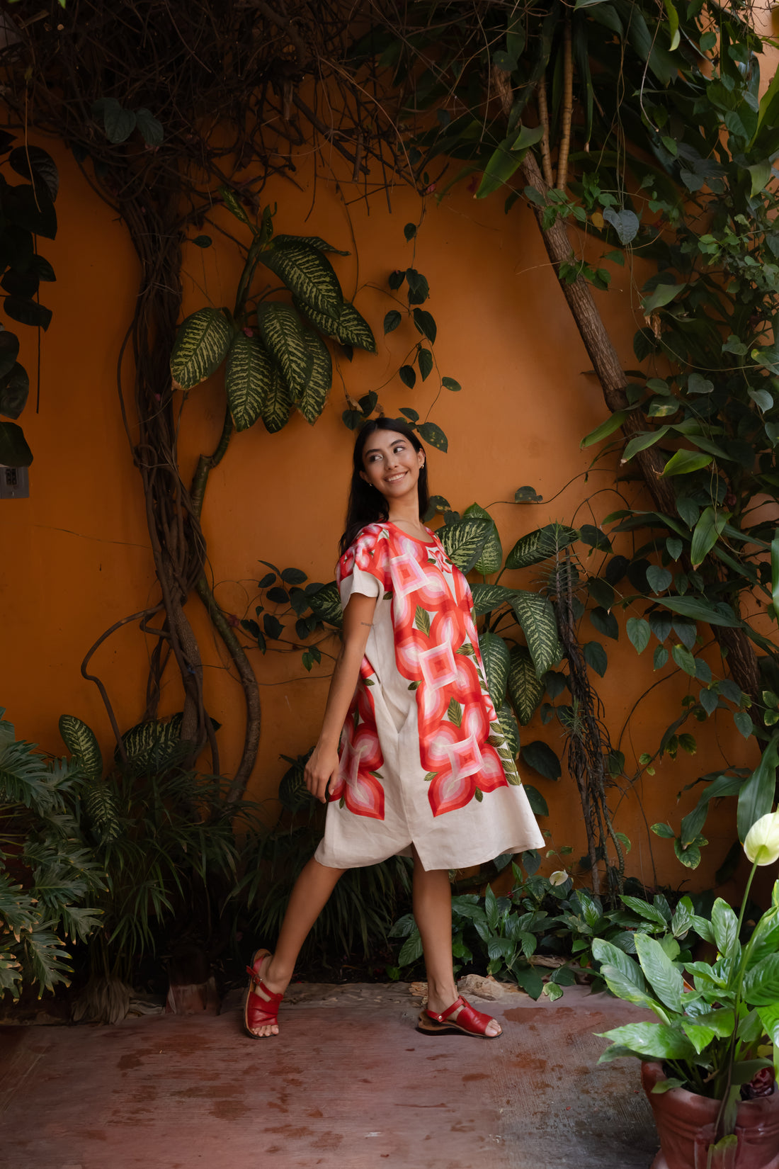 Huipil Largo Cuatro Pétalos AMOR