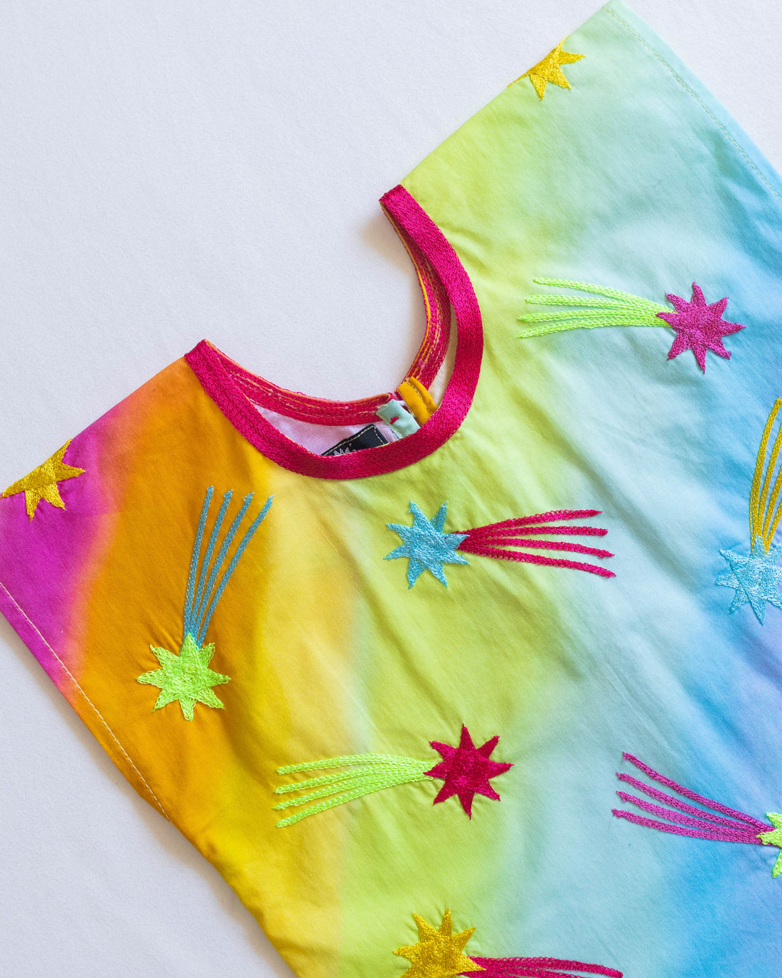 Huipil Jaxëew / Cometa Arcoiris