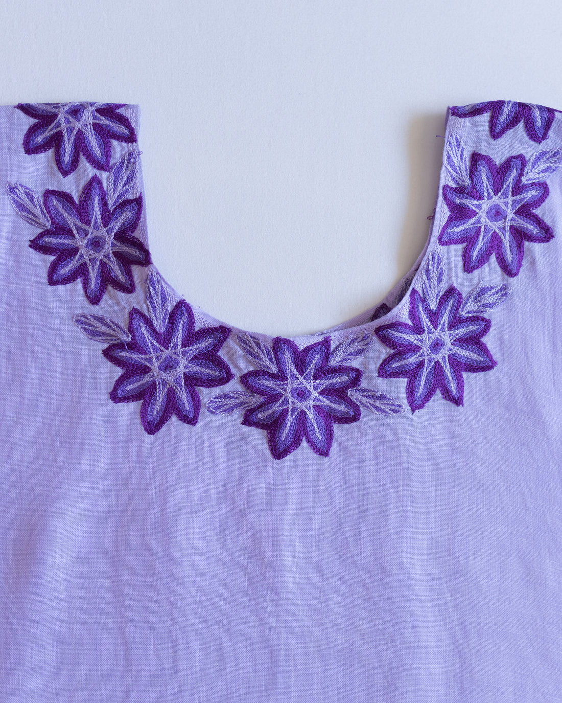 Huipil Silvia Antigua Lila