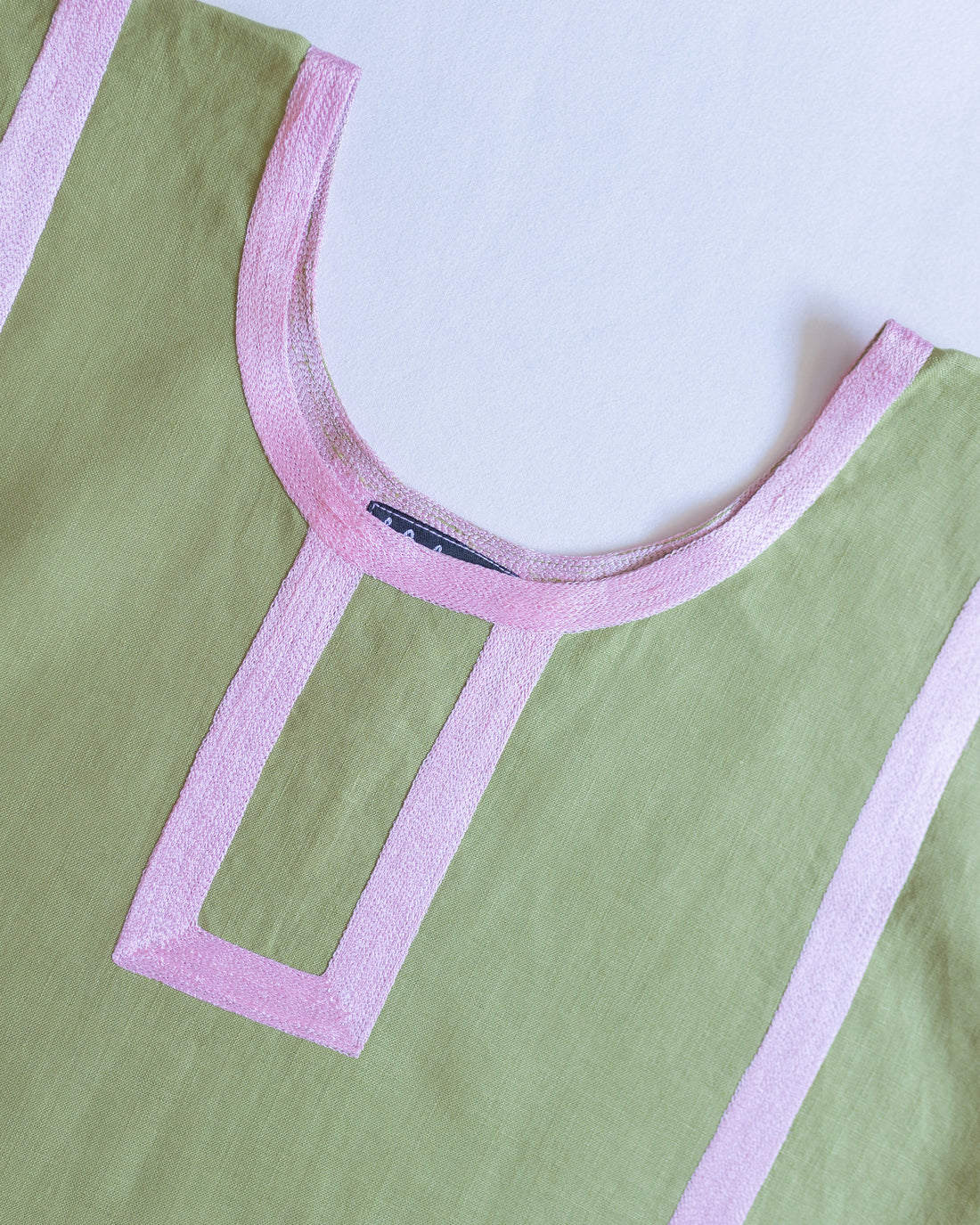 Huipil Martha Verde Olivo / Rosa