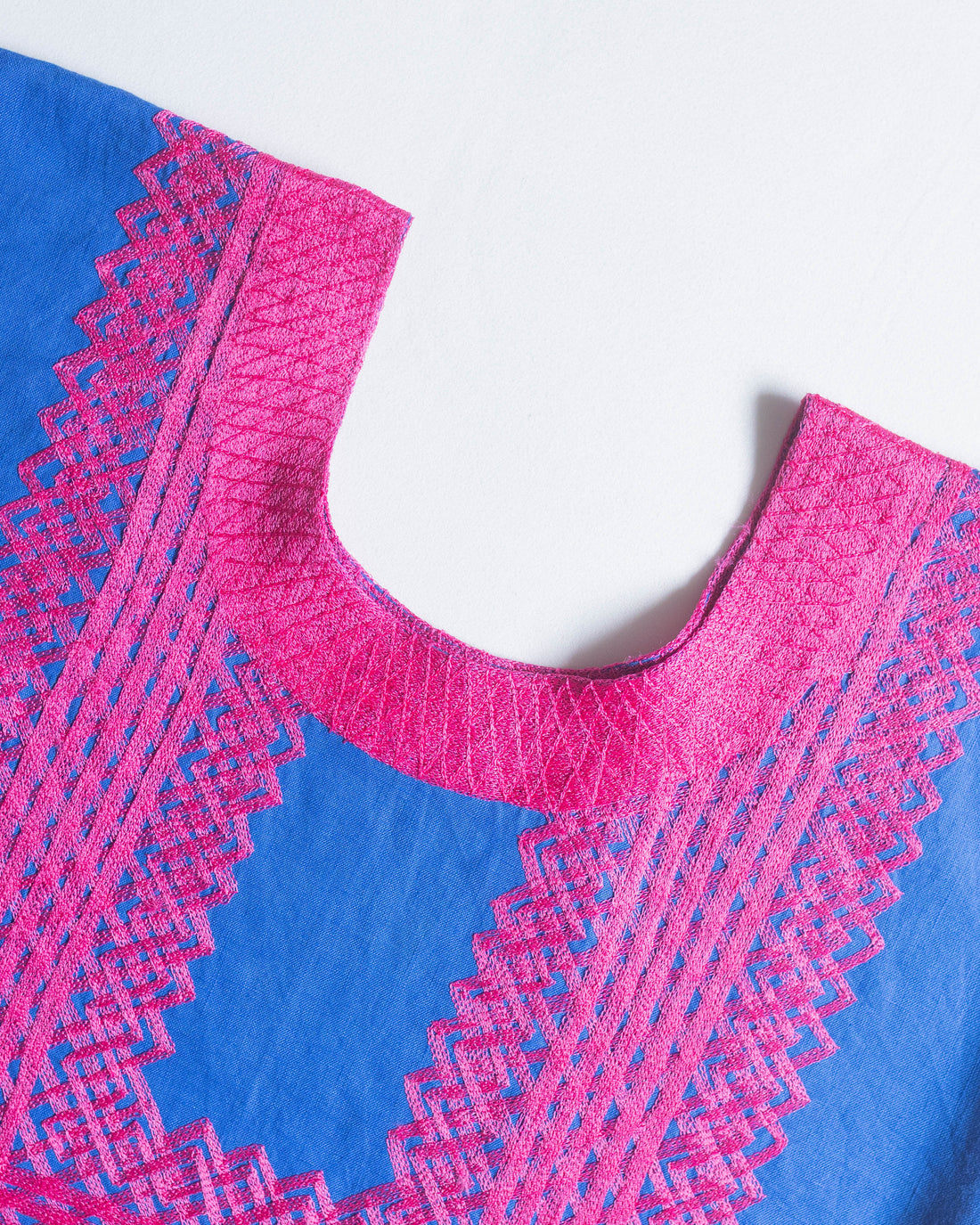 Huipil Panchito Azul Índigo / Rosa