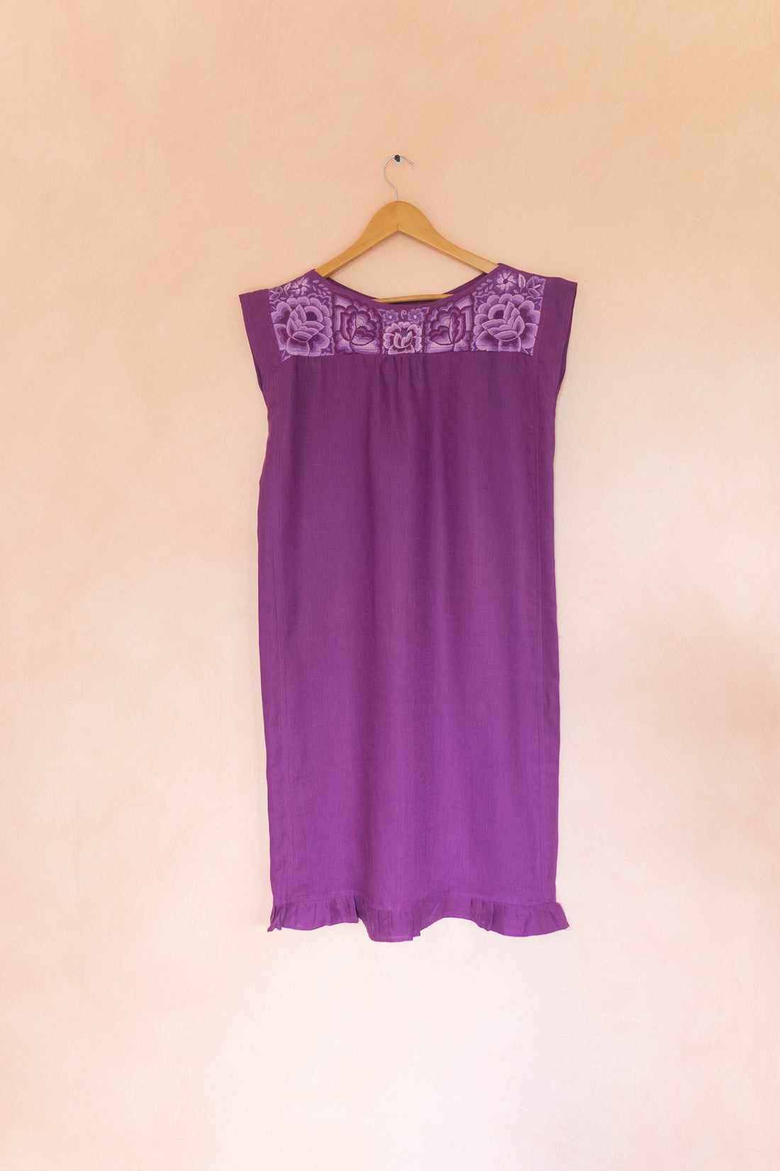 Huipil Largo Flor de Mayo Morado