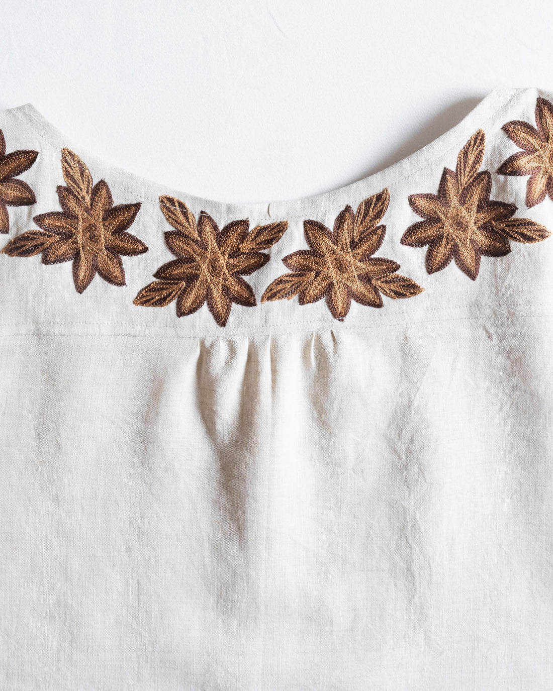 Blusa Antigua Beige / Café