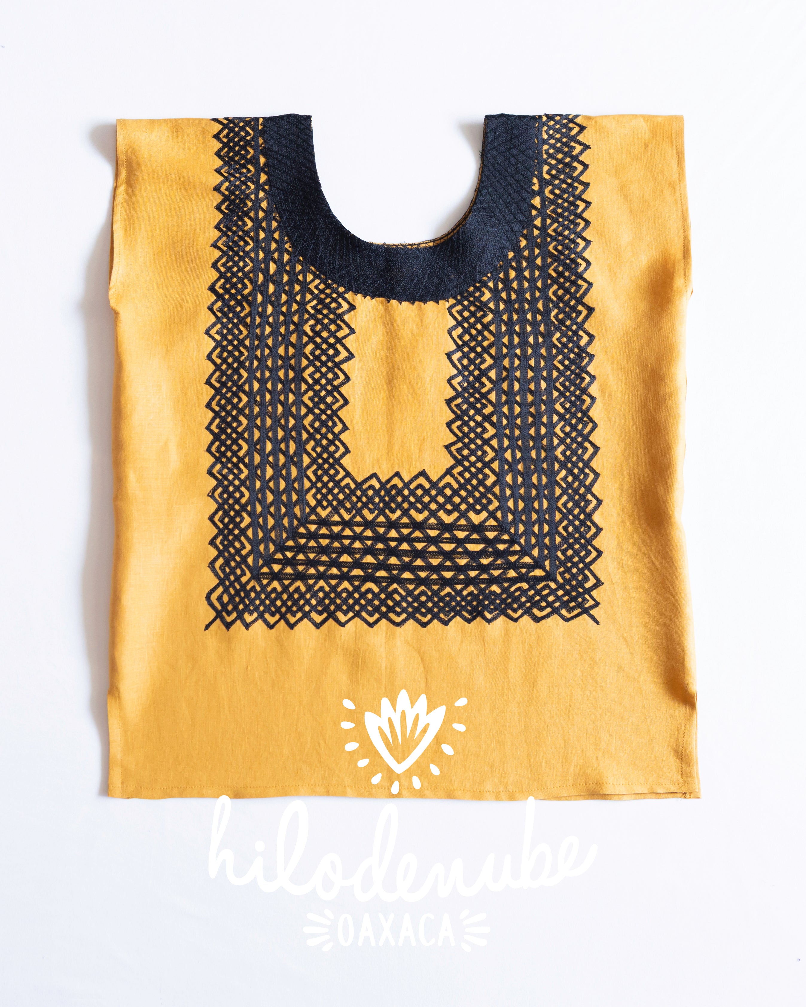 Huipil Panchito Mostaza / Negro