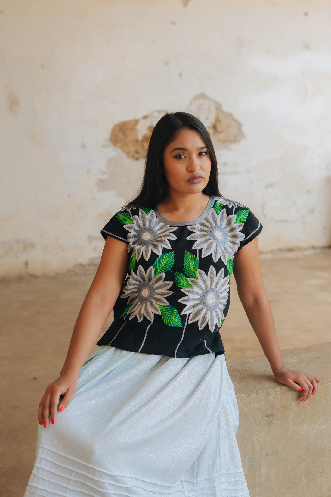 Huipil Flor Maxi Margarita Negro / Gris