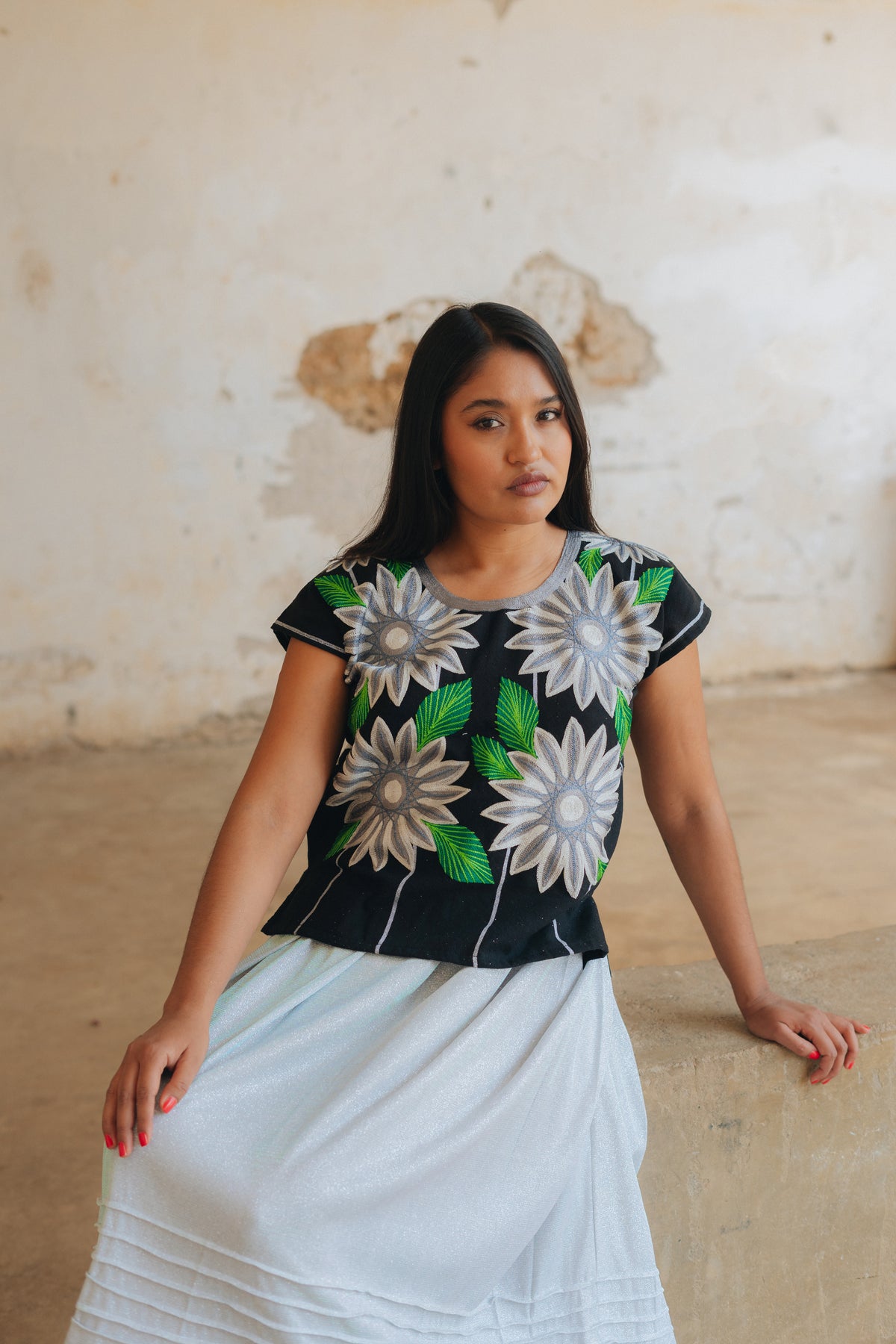 Huipil Flor Maxi Margarita Negro / Gris