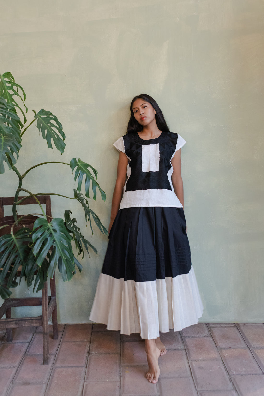 Huipil Diana Crudo / Negro