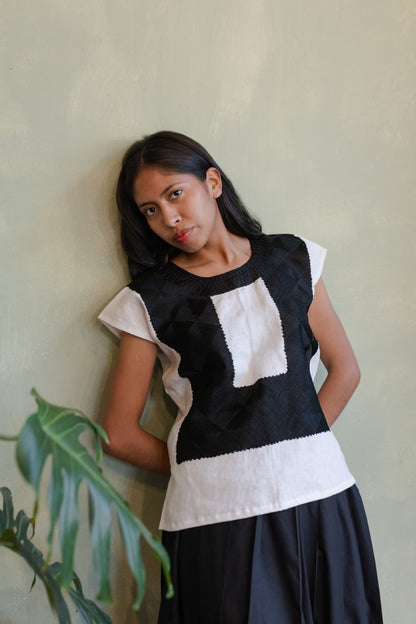 Huipil Diana Crudo / Negro