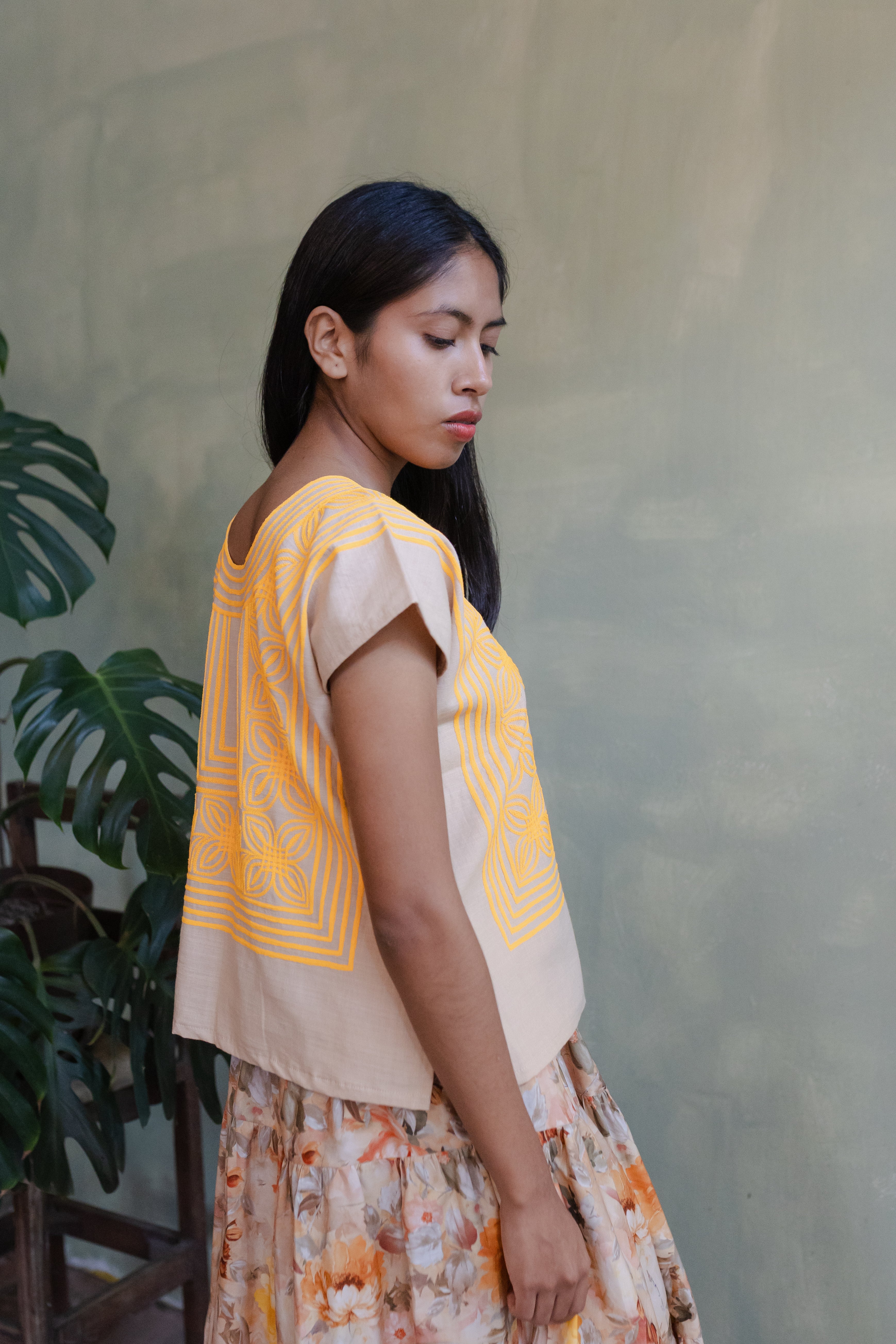 Huipil Flor de San Juan Camel / Neon