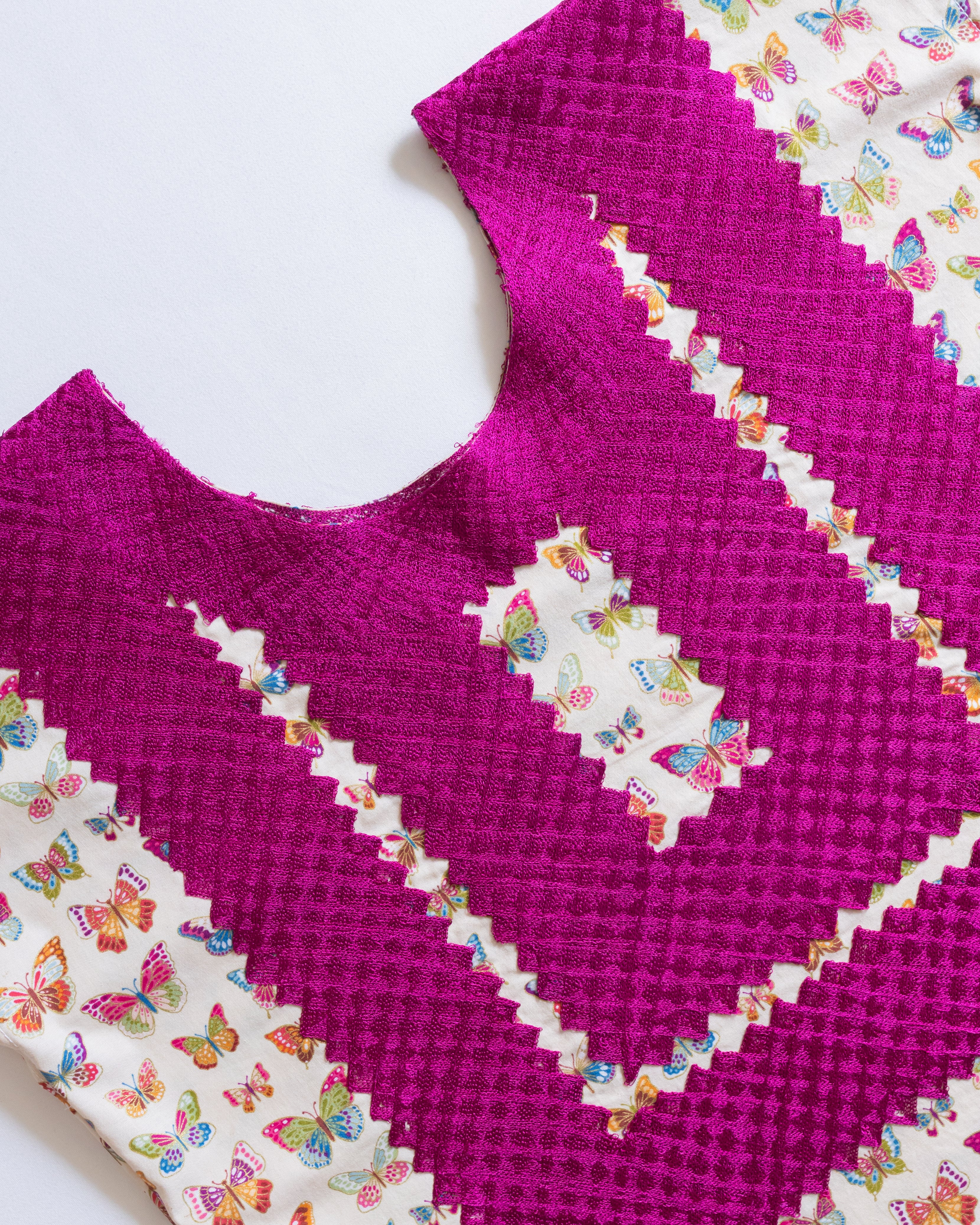 Huipil Metsk Mariposas Retro