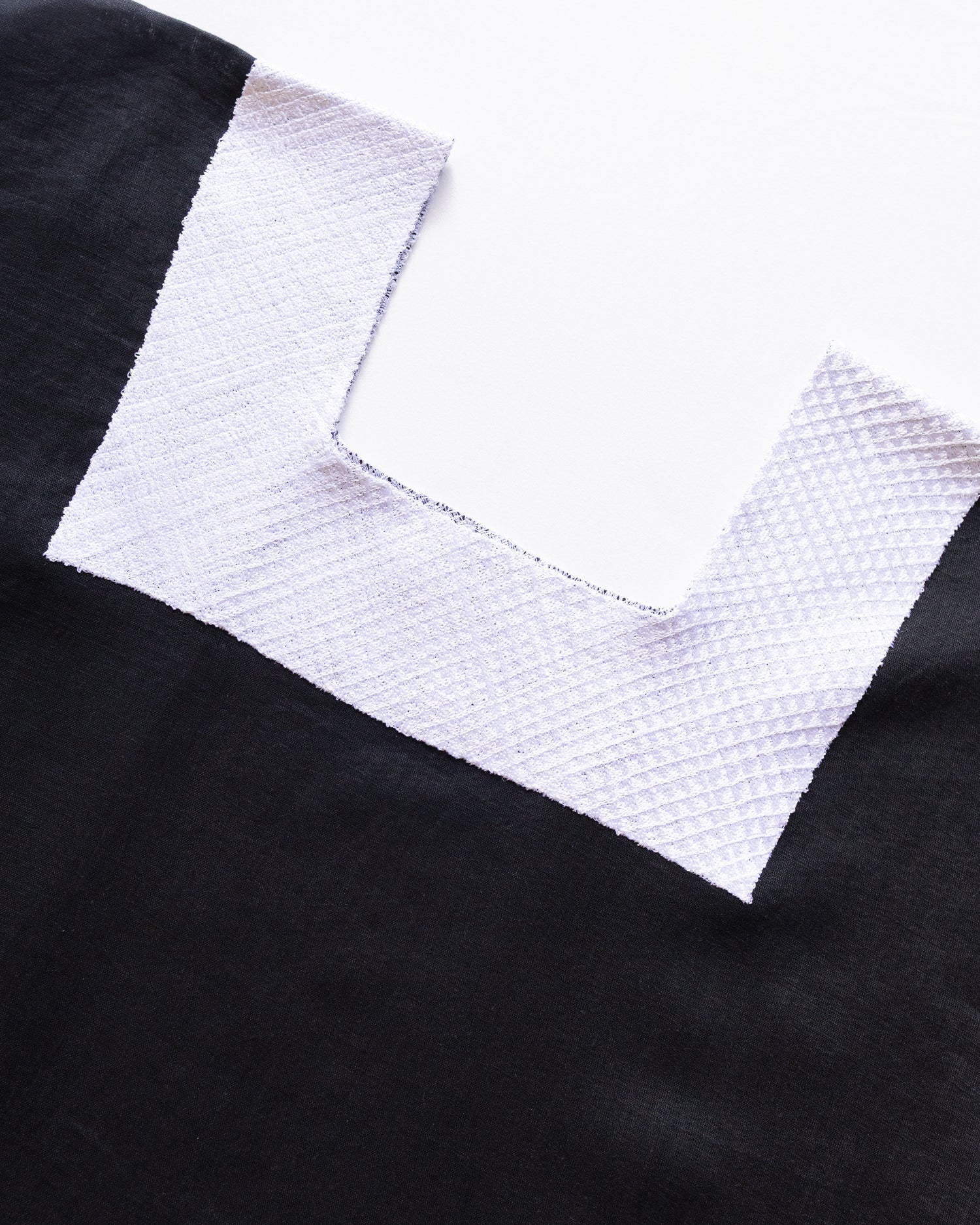 Huipil Largo Silvia Negro / Blanco