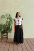 Huipil Cuatro Pétalos Negro / Blanco
