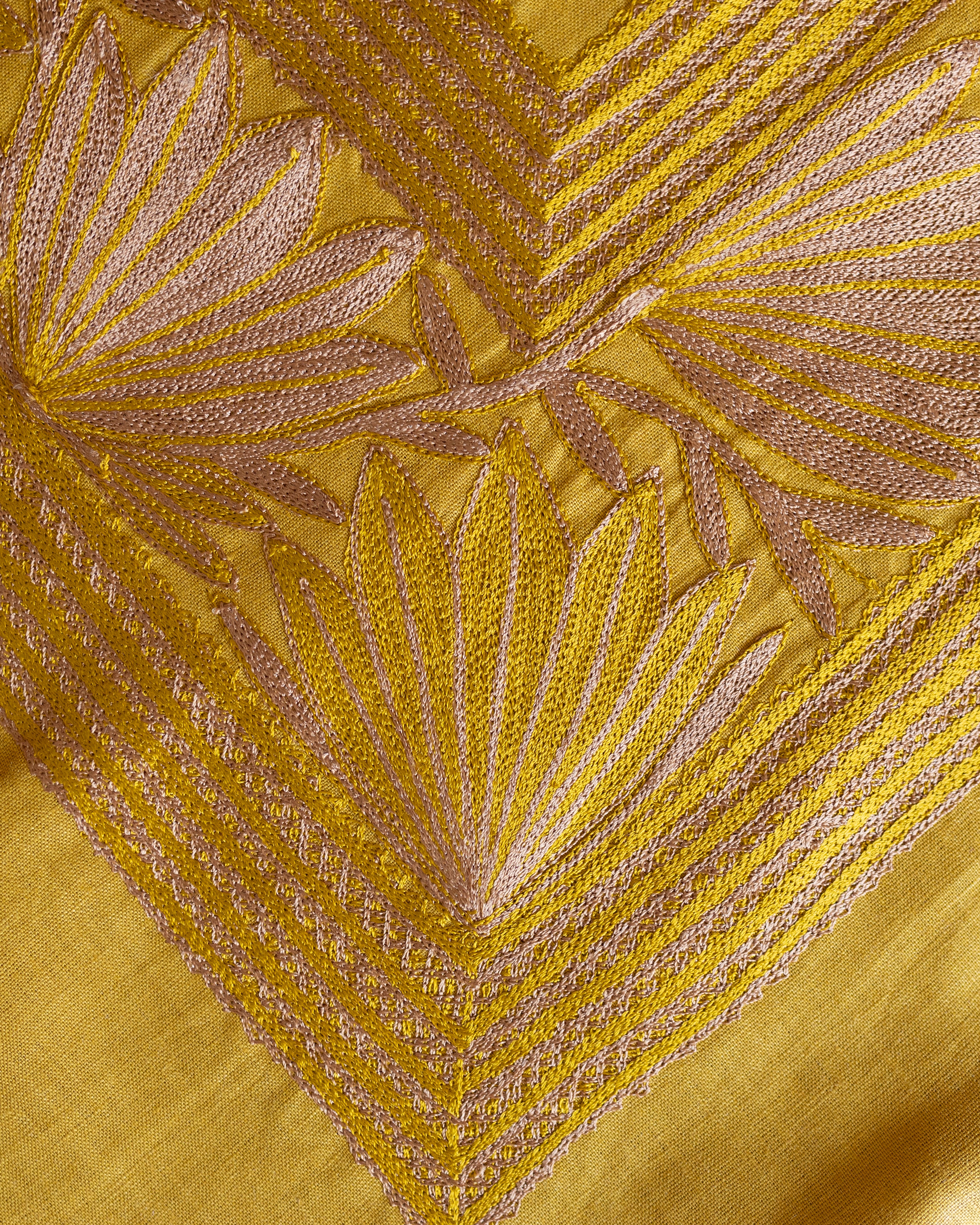 Huipil Magueyito Olivo Dorado