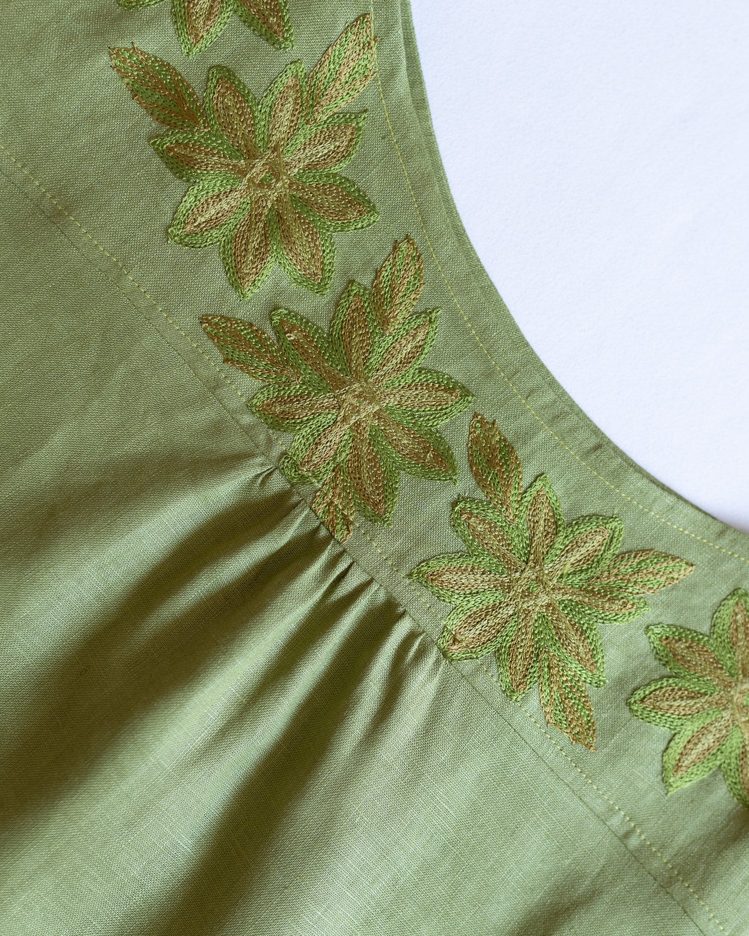 Blusa Antigua Verde Olivo