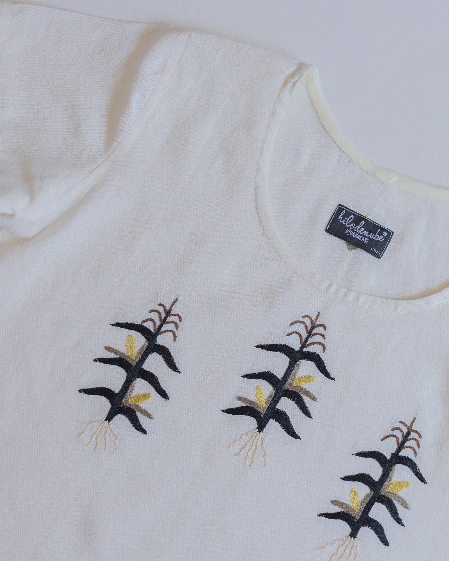 Blusa Milpa Crudo / Negro