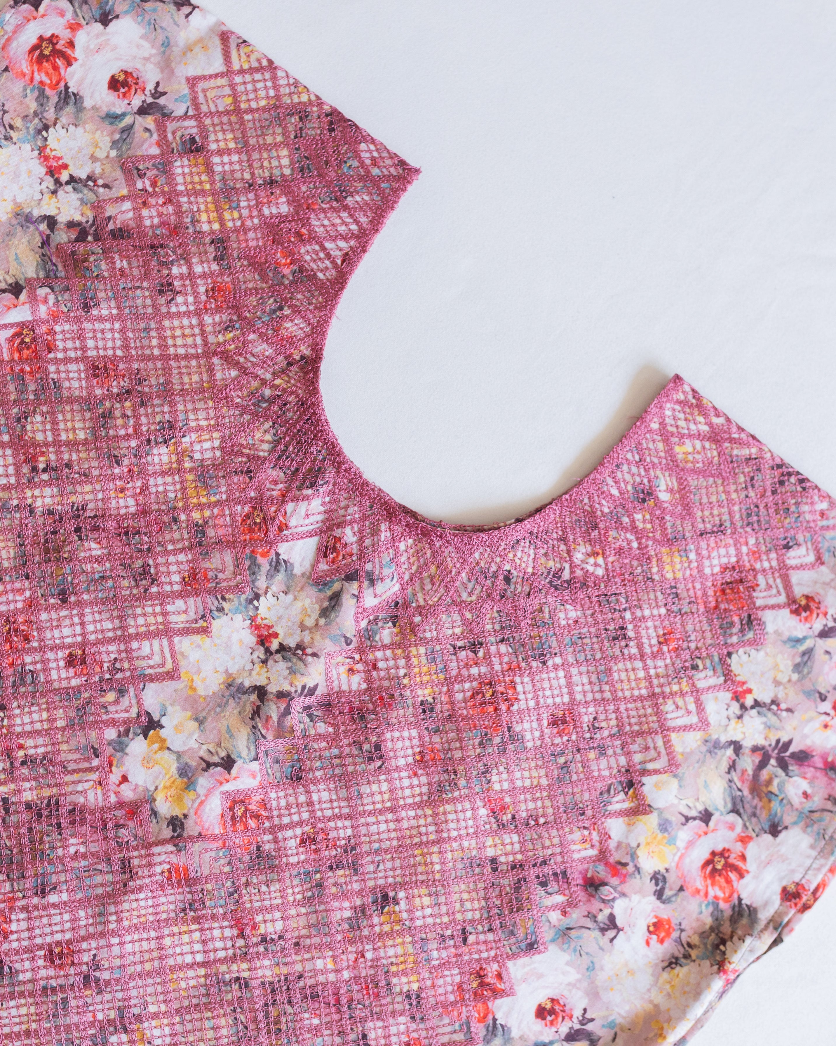 Huipil Rejita Rosa Floral