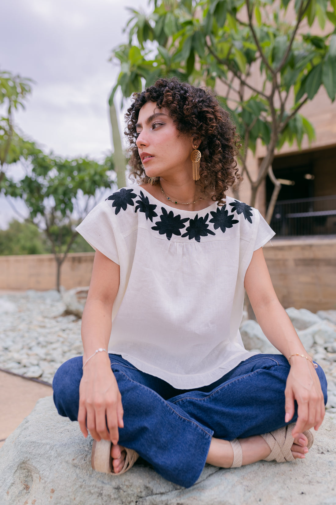 Blusa Antigua Crudo / Negro