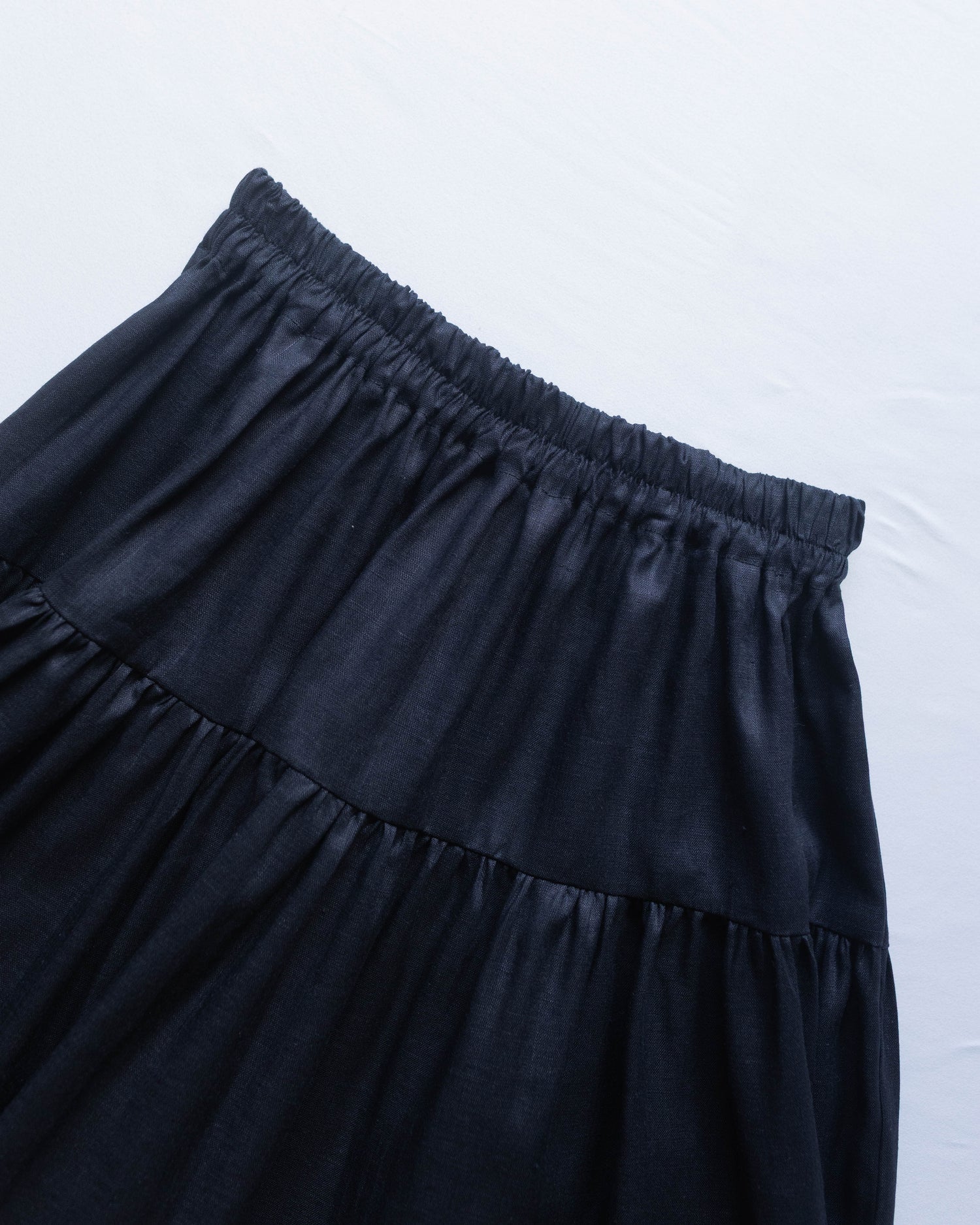 Falda Resorte Lino Negro