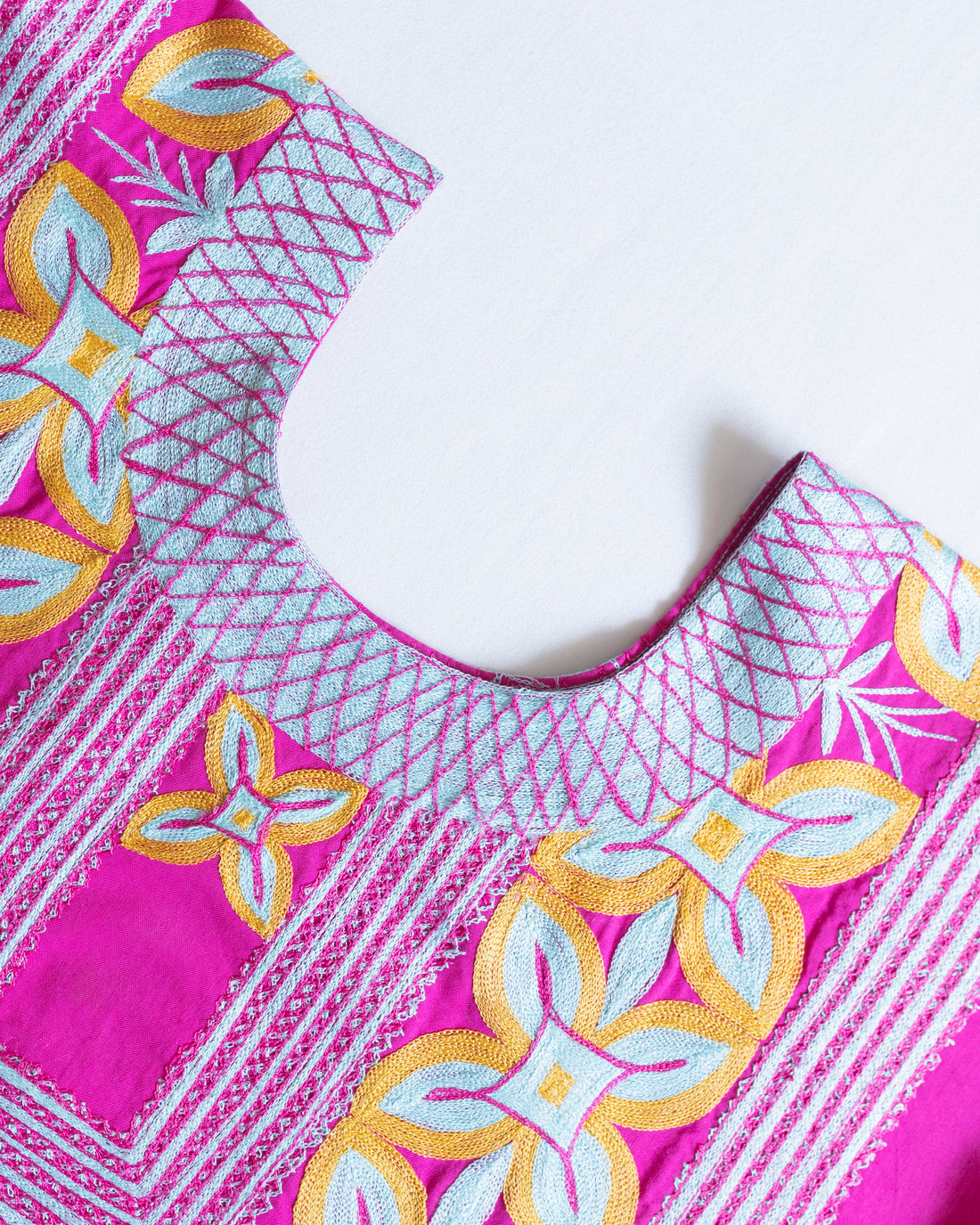 Huipil Flor de San Juan Fucsia