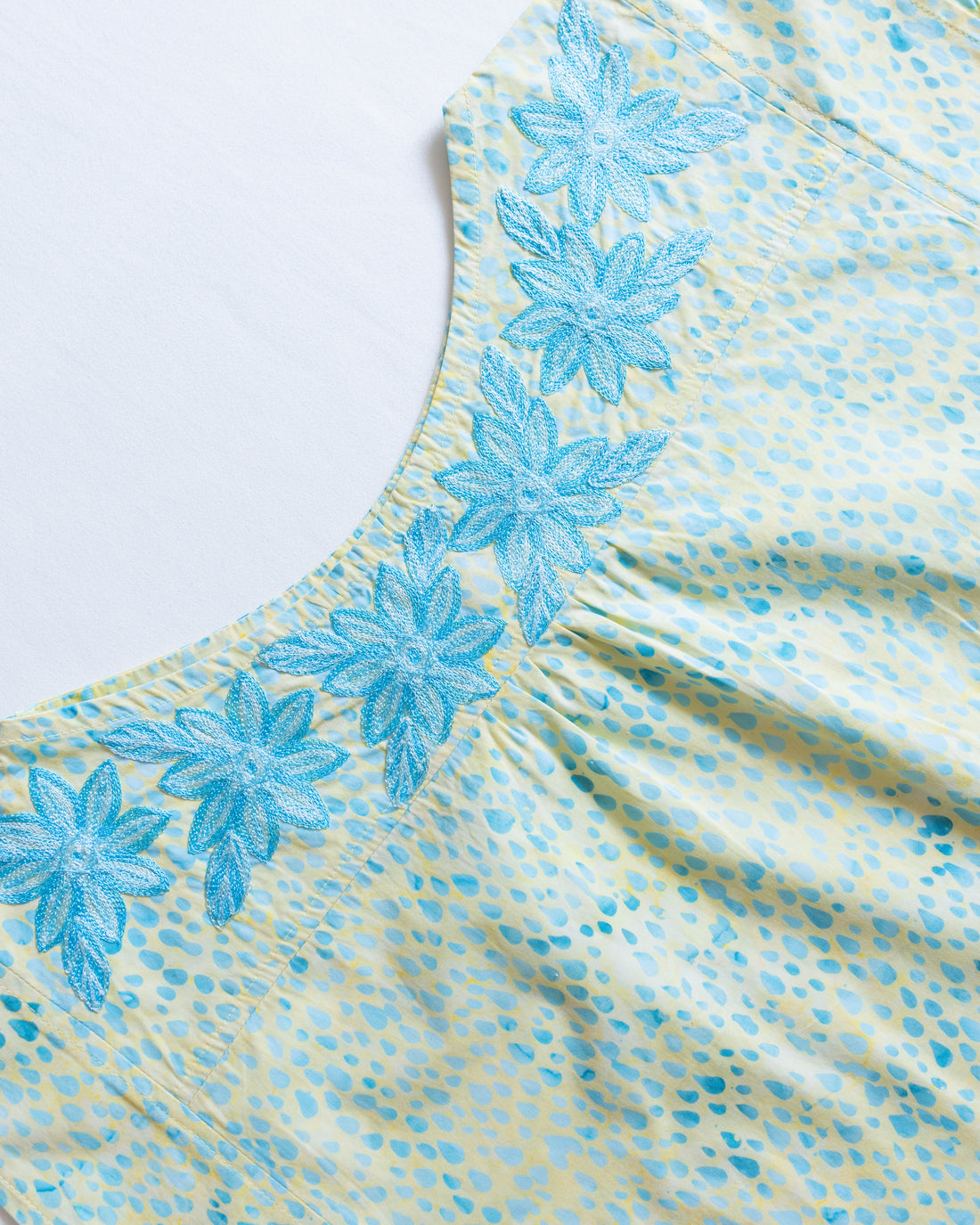 Blusa Antigua Lluvía Primaveral