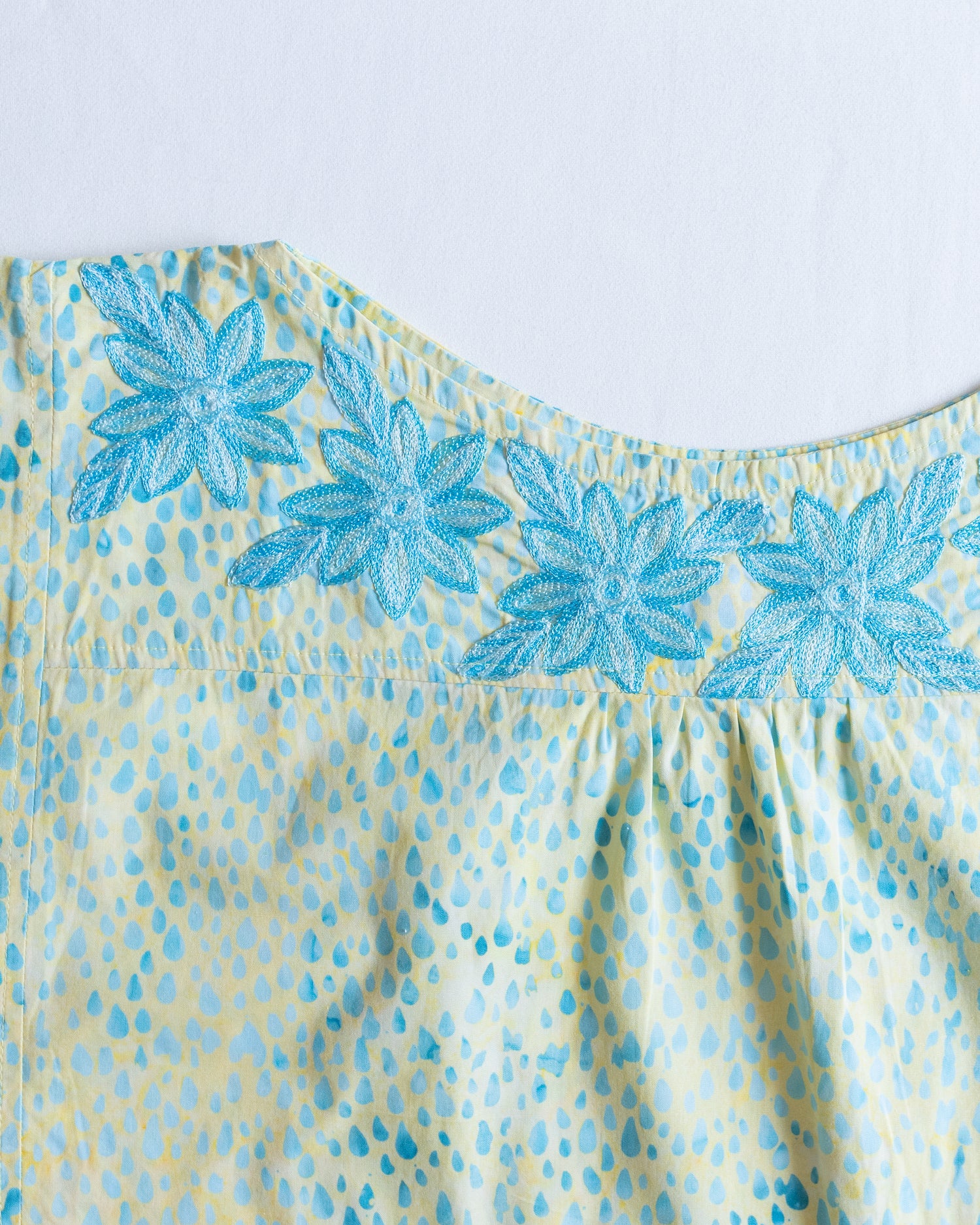 Blusa Antigua Lluvía Primaveral