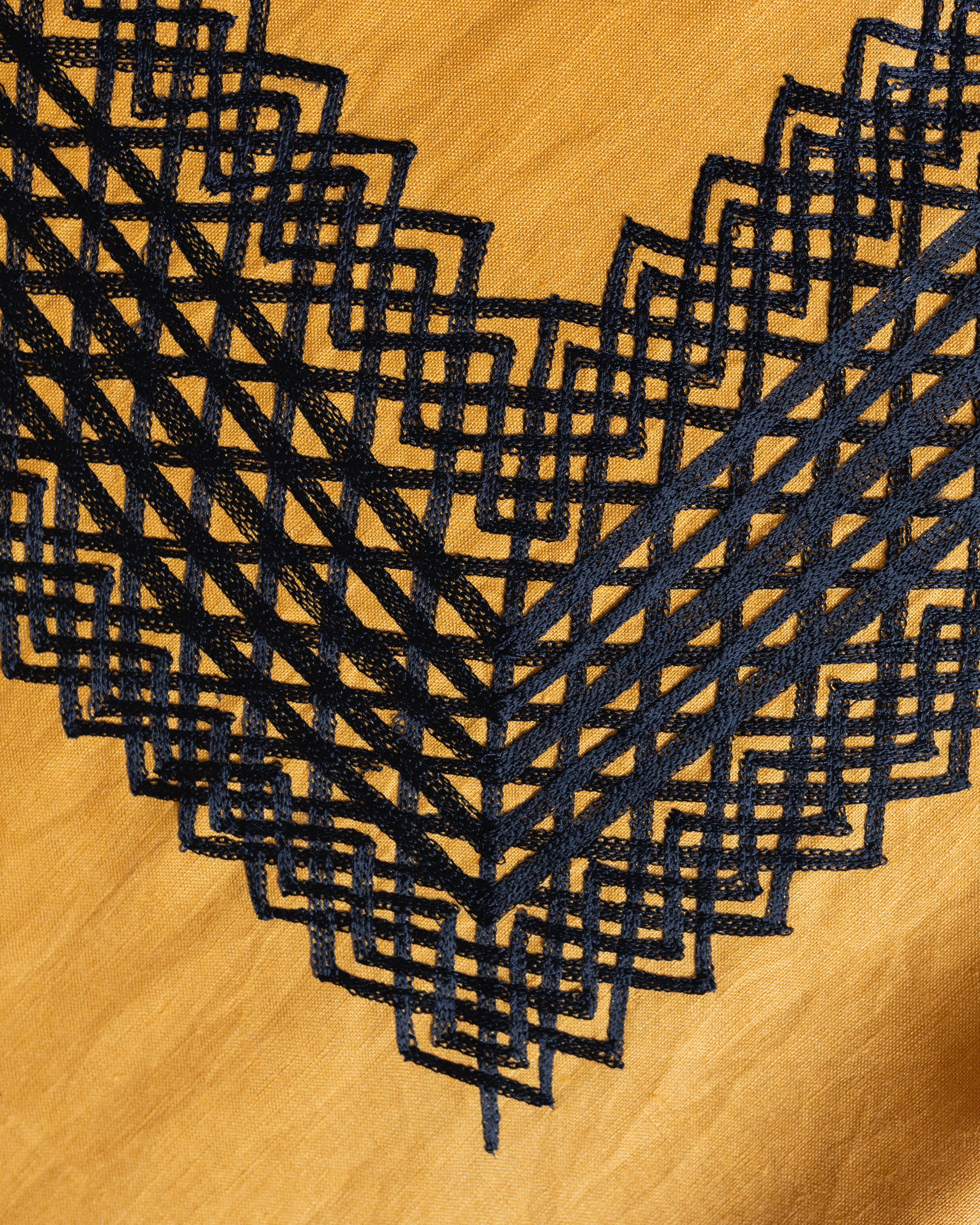 Huipil Panchito Mostaza / Negro