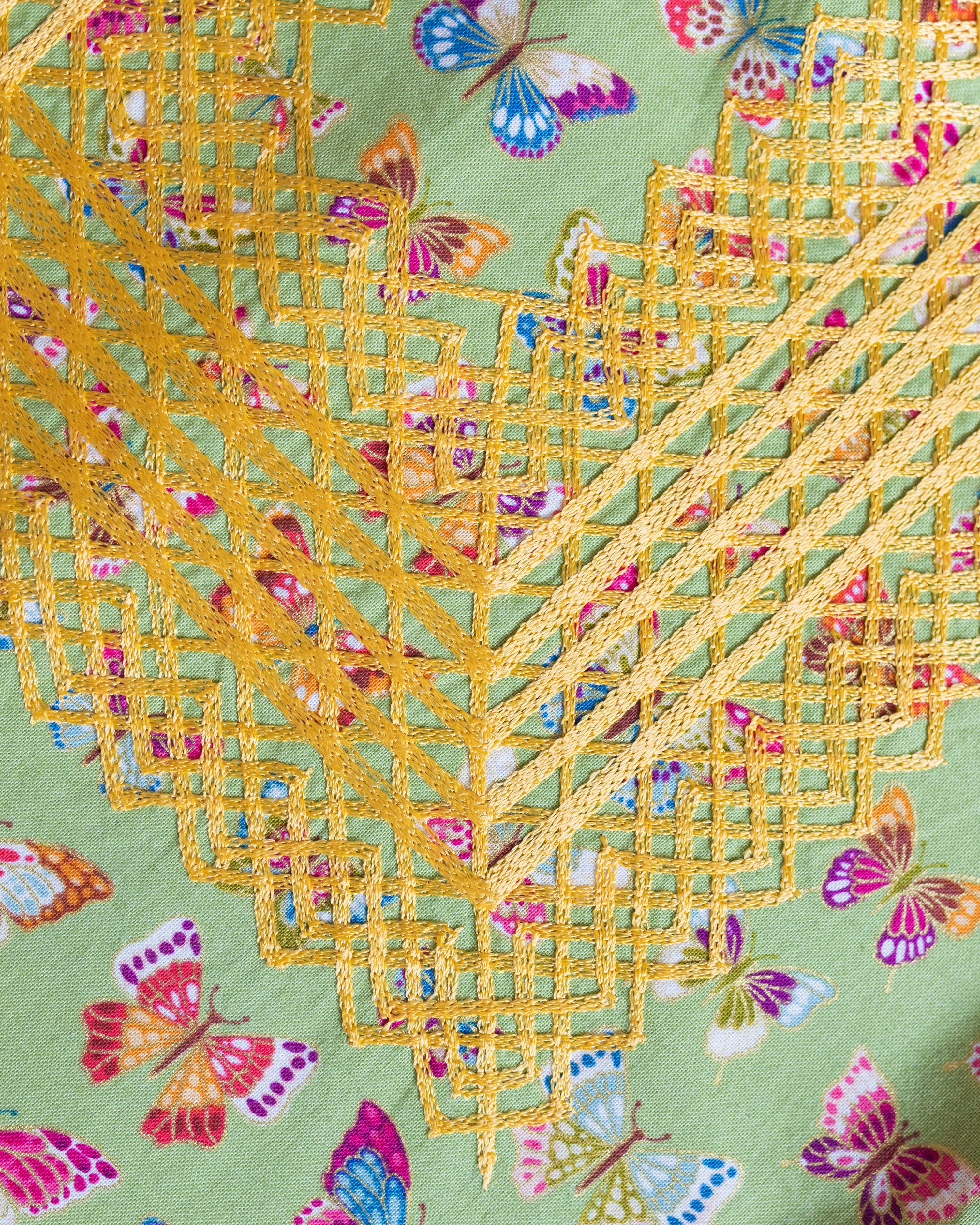 Huipil Niña Panchito Mariposas Retro