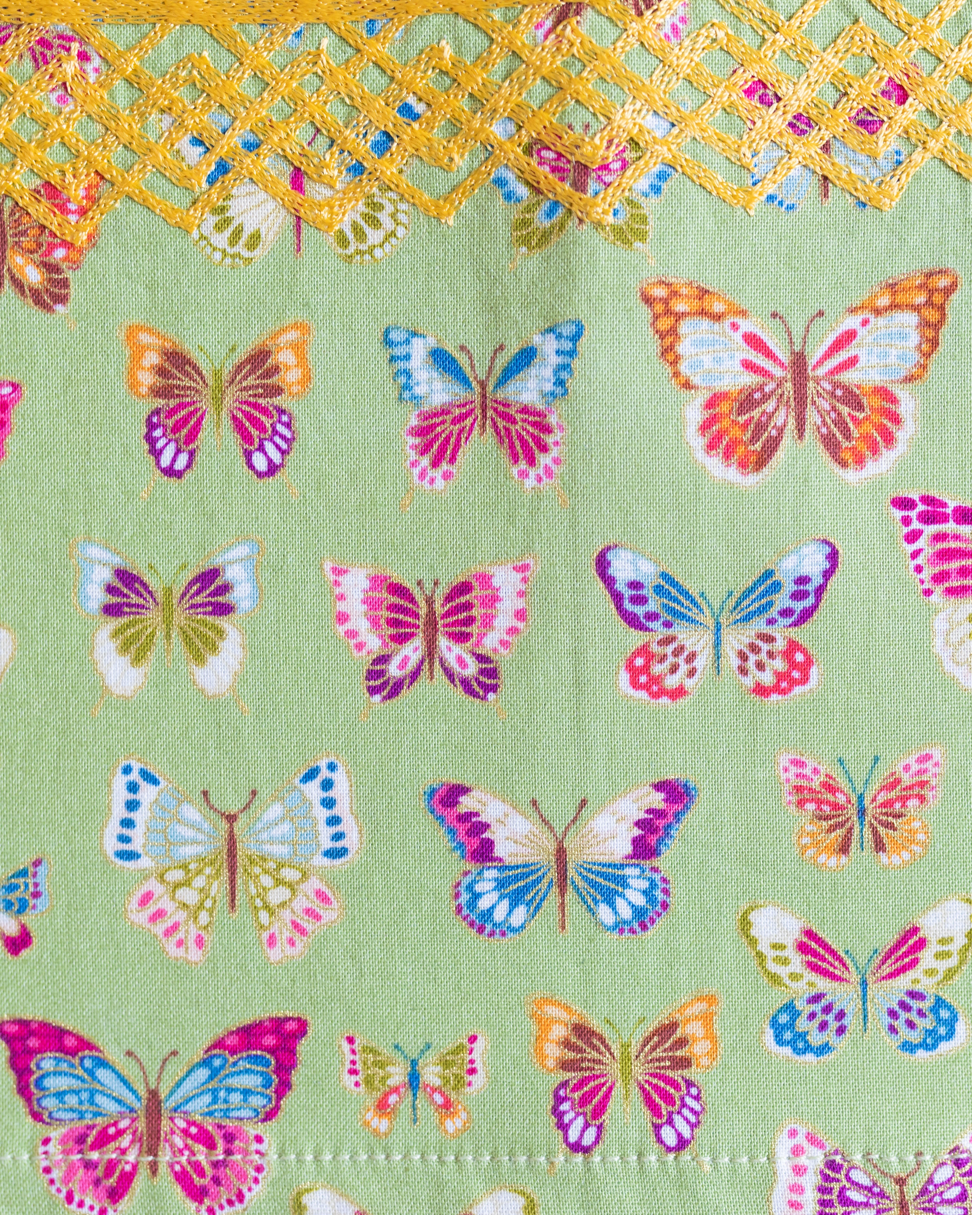 Huipil Niña Panchito Mariposas Retro