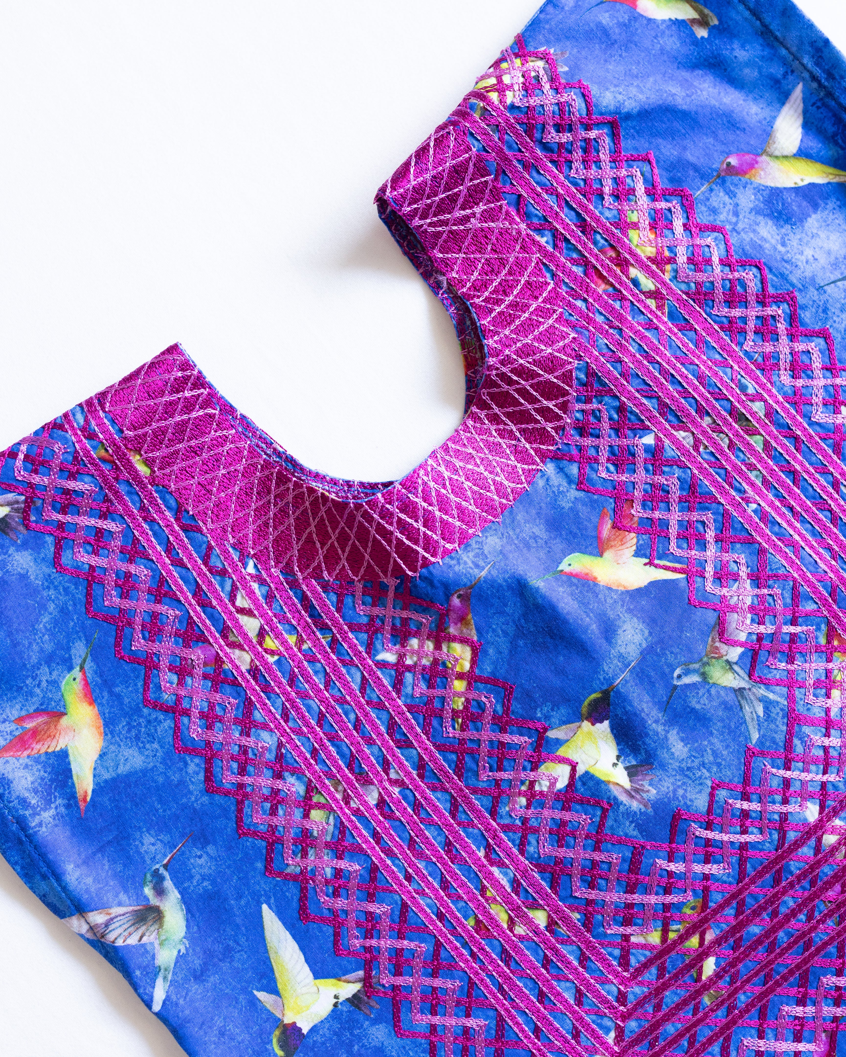 Huipil Niña Panchito Colibríes